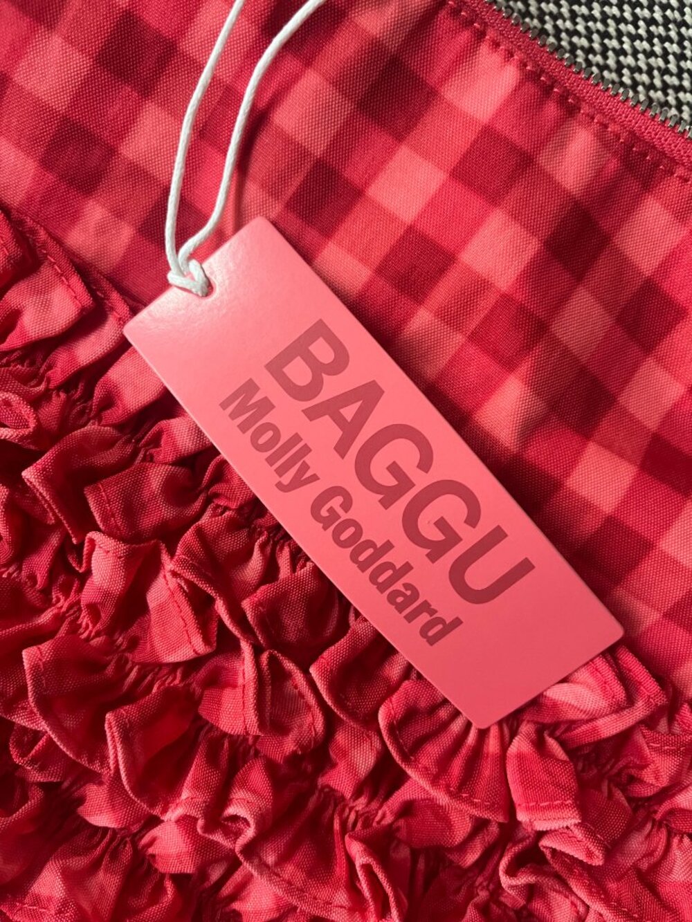 NWT Baggu Molly Goddard Ruffle Shoulder Bag in gingham pink - Picture 4 of 5